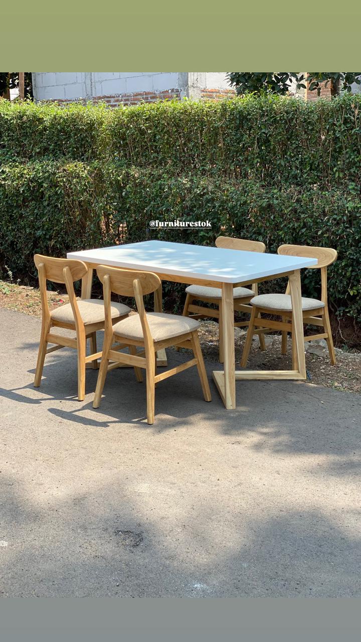 set-meja-makan-jati